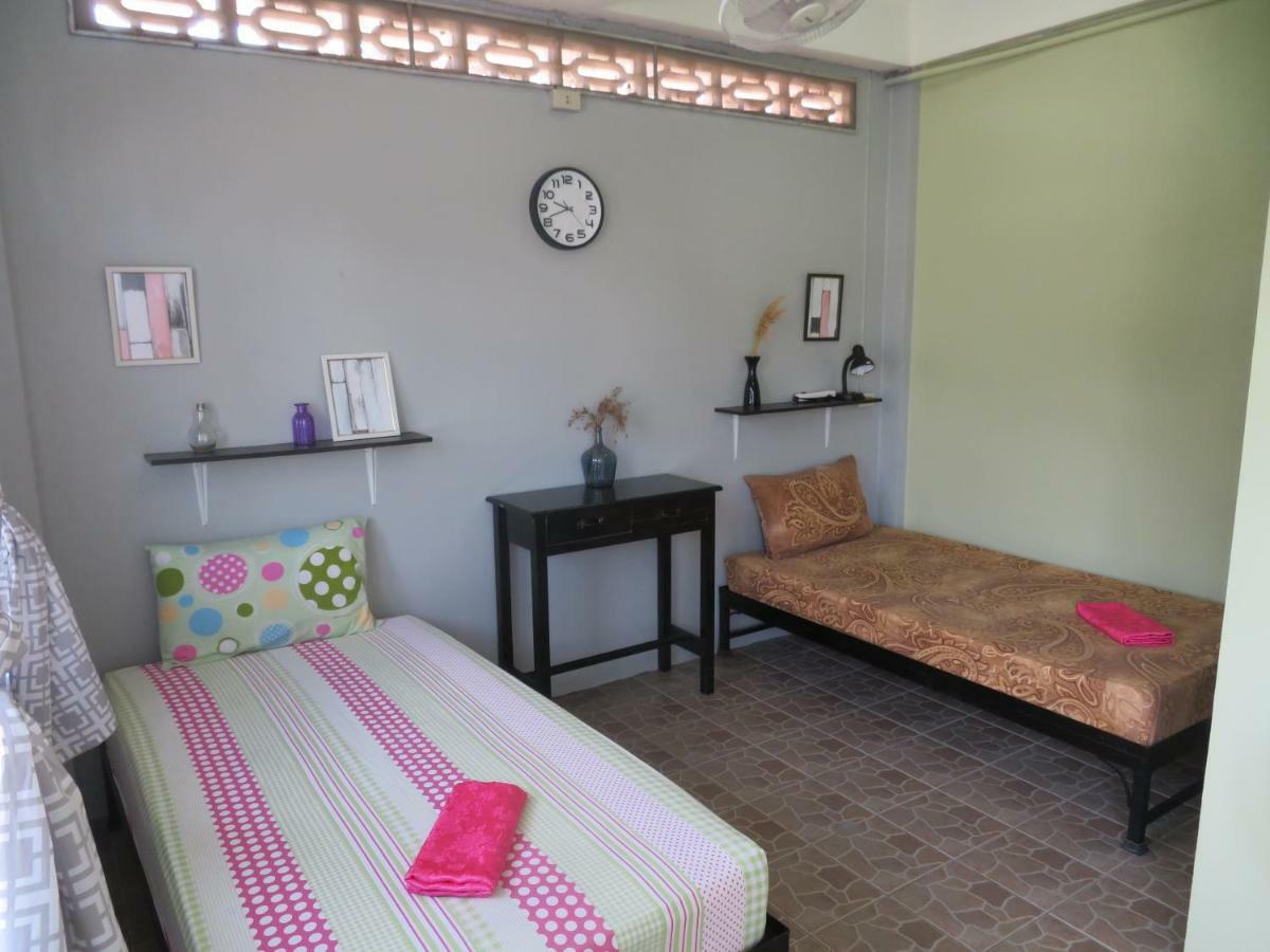 Same Same Guesthouse, Bar & Restaurant (Adults Only) Hat Rin Buitenkant foto